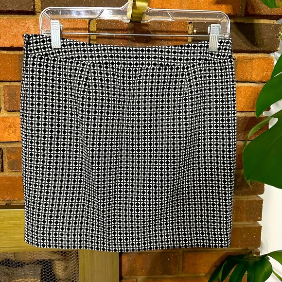 🛍️  perfect for winter or fall mini skirt 65% polyester 25% rayon and lining. - Picture 9 of 10